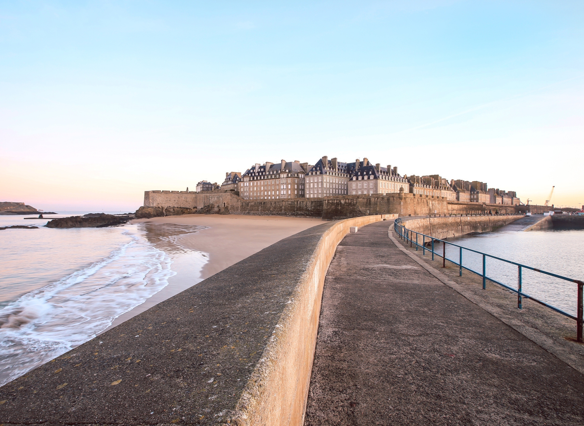 Conseil Immobilier Pourquoi investir dans un bien immobilier neuf à Saint-Malo en LMNP ?